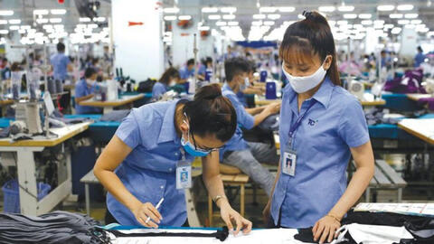 Ngành nào bị hưởng nặng nề nhất trong làn sóng cắt giảm lao động?