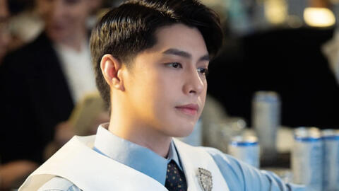 Noo Phước Thịnh "lao dốc" trong mắt khán giả: Bị cấm hát loạt hit cũ, vướng chỉ trích vì bình luận khiếm nhã và thái độ ngông nghênh