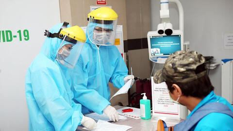 Khai báo y tế không trung thực, trốn khai báo y tế sẽ bị xử lý như thế nào?