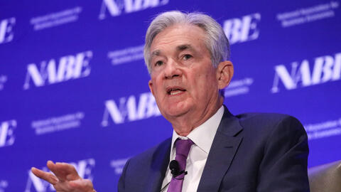 Chủ tịch Jerome Powell báo hiệu Fed sẽ tăng lãi suất thêm nửa điểm vào tháng 5
