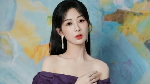 Dương Tử cực dễ thương bên "tình mới" kém 8 tuổi, "cưa sừng làm nghé" quá đỉnh làm fan rần rần