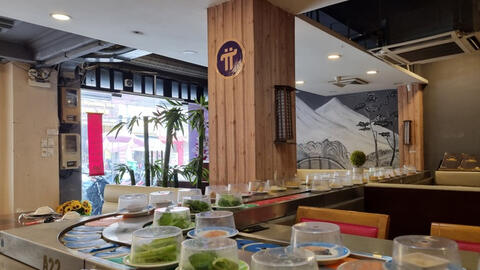 Luật sư khẳng định nhà hàng lẩu khuyến mãi cho khách cài Pi Network là sai luật