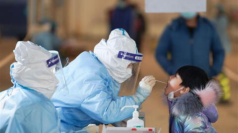 Trung Quốc đối mặt với nguy cơ bùng phát dịch COVID-19 đợt Tết Nguyên Đán