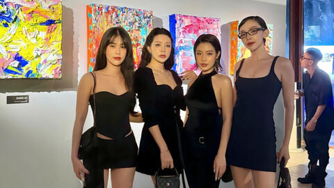 Hội bạn thân Tóc Tiên lên đồ “khét lẹt” đến triển lãm của Touliver: Ai cũng xuất sắc từ visual đến vóc dáng!