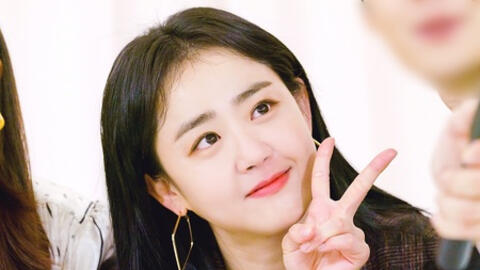 Diễn viên nữ được mệnh danh "em gái vạn người mê" của Hàn trở lại, vẫn đẹp vạn người mê