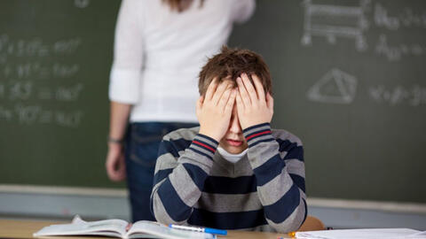 Áp lực thi cử, chuyển cấp khiến ngày càng nhiều học sinh bị trầm cảm