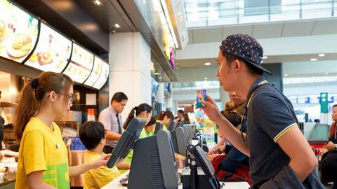 Máy tính tiền của nhà hàng, quán ăn, tiệm thuốc,... phải kết nối với cơ quan thuế?