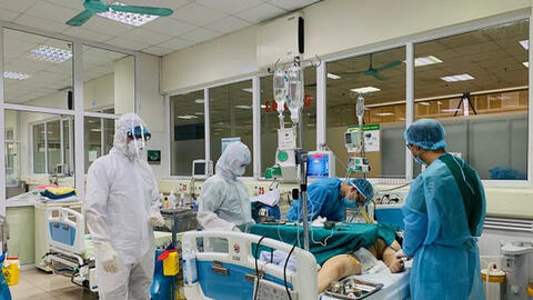 Phi công người Anh rơi vào tình trạng rất nguy kịch