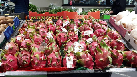 Thanh long Việt Nam được đánh '5 sao' tại Úc, bán 4,9 AUD mỗi trái