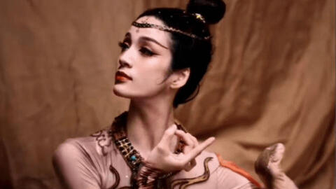 Nữ diễn viên 21 tuổi qua đời đột ngột vì quá lo lắng cho vai diễn khiến công chúng bàng hoàng