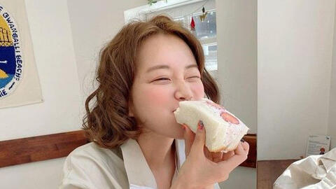 "5 nên, 5 tránh" ăn nếu chị em muốn vùng kín được thơm tho hơn