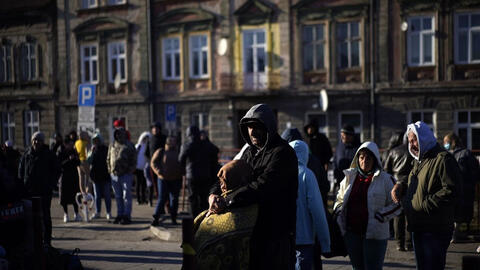 Mỗi giây có 1 người Ukraina vào Ba Lan, nhưng một số đang quay trở lại