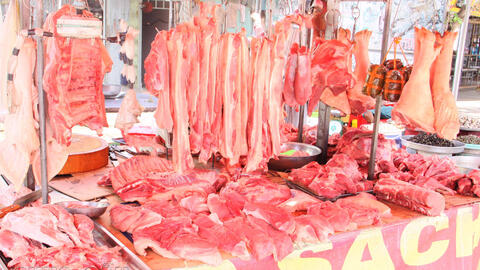 Heo hơi khan hàng, thịt tăng giá