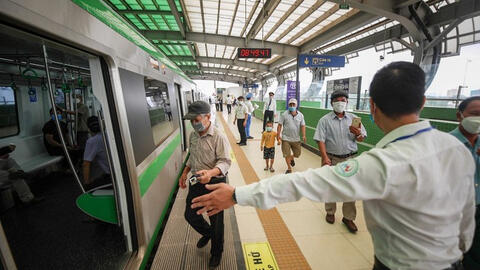 Số lượt khách đi tàu Cát Linh - Hà Đông giảm gần 60% sau 2 ngày bán vé