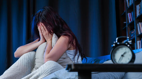 Giới trẻ đô thị đối mặt với chứng mất ngủ kéo dài