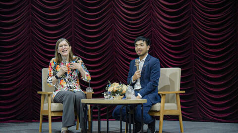 “Học cách học” và xây dựng kỹ năng học tập của nữ Giáo sư Barbara Oakley