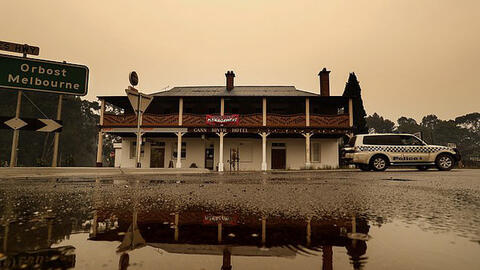 Nước Úc đón cơn mưa rào cứu tinh cho những ngày chống chọi với cháy rừng