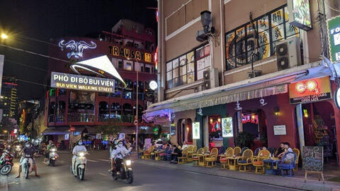 TP.HCM tạm ngưng hoạt động karaoke, massage và spa