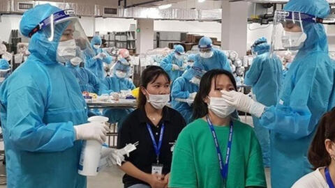 BHXH Việt Nam đồng ý đề xuất miễn đóng BHYT 8 tháng cho người lao động, doanh nghiệp