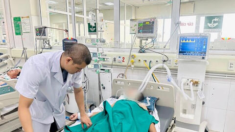 Nam bệnh nhân 35 tuổi hôn mê, phải thở máy do bị mèo cắn