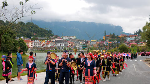 Tháng 11, đón nhiều lễ hội đậm đà bản sắc Việt