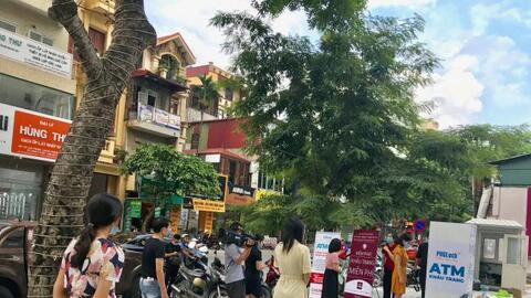 Tặng thêm 45.000 khẩu trang cho cây ATM khẩu trang tại Hà Nội