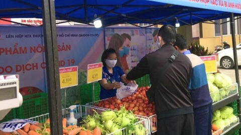 Các điểm phân phối của Hà Nội hỗ trợ tiêu thụ nông sản từ vùng dịch Hải Dương
