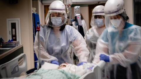 Mỹ vượt mốc 700.000 chết vì Covid-19