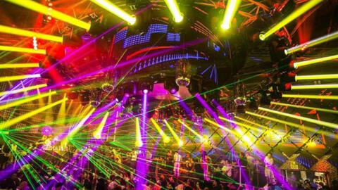 TP.HCM dừng hoạt động quán bar, karaoke, vũ trường từ 18h hôm nay