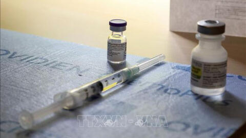 Pfizer và BioNTech đề nghị FDA cấp phép đầy đủ cho vaccine chung