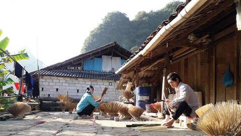 Rộn ràng làng hương Phja Thắp mỗi độ Tết về