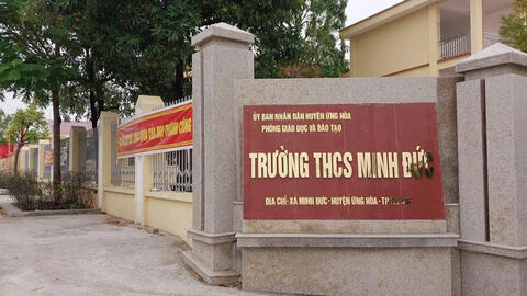 Nữ sinh lớp 8 bị đánh hội đồng vào mặt và đầu, TP.Hà Nội yêu cầu làm rõ