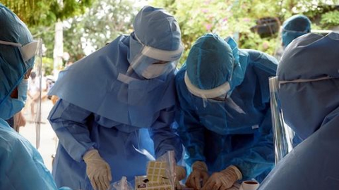 COVID-19 chiều 5/4: Việt Nam thêm 6 ca nhiễm nhập cảnh