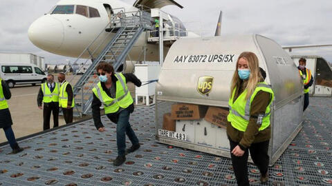 Đằng sau cuộc đua sản xuất 3 tỉ liều vaccine của Pfizer