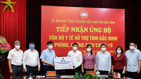 Ưu tiên vaccine cho người bán lẻ – “chốt chặn” COVID-19 quan trọng trong cộng đồng