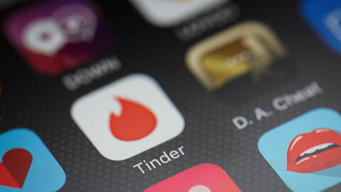 “Mắc kẹt” ở Tinder