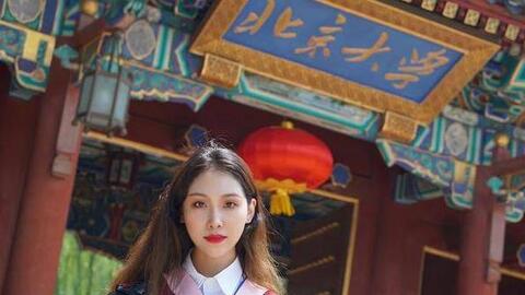 Cô gái trúng tuyển ĐH Bắc Kinh nhưng cả nhà không ai chúc mừng, netizen: "Người ngoài cũng thấy tủi thân thay"