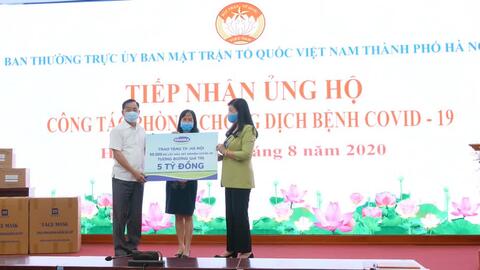 Vinamilk ủng hộ 8 tỷ đồng cho Hà Nội và 3 tỉnh miền Trung chống dịch COVID-19