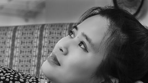 Thu và ngôn tình