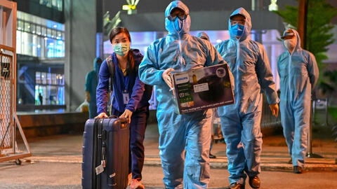 Chuyến bay đón 120 người Việt mắc Covid-19 có những thách thức gì?