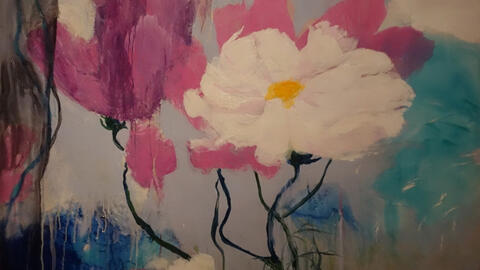 Xem những bông hoa 'vô định' của Bùi Thanh Thủy