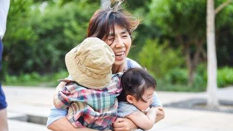 6 dấu hiệu của con cái cho thấy cha mẹ về già rất thảnh thơi: Có con kiểu này còn hơn trúng số độc đắc