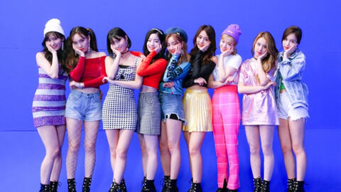 Đừng nghĩ con bạn không dám chết theo thần tượng