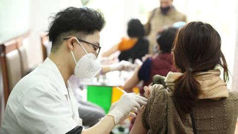 Việt Nam đối mặt nguy cơ "dịch chồng dịch"