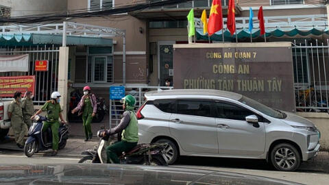 Người chở xác đến công an phường ở TP.HCM đầu thú khai gì?