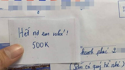 Sau đêm tân hôn, cô dâu bóc phong bì rồi ngao ngán khi nhận được mảnh giấy kỳ lạ nhắc đến chồng mình, đọc kỹ dòng chữ bên trong chú rể "giận tím mặt"