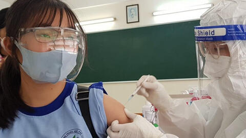 TP.HCM chuẩn bị tiêm mũi 2 vaccine Covid-19 cho học sinh 12-17 tuổi, sắp tiêm mũi 1 cho học sinh lớp 6