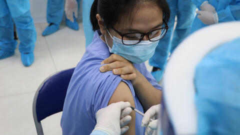 Bộ Y tế đồng ý tiêm mũi thứ 3 của vắc xin Moderna bằng nửa liều cơ bản