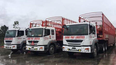 Những chuyến xe 0 đồng vận chuyển hàng cứu trợ về với miền Trung lan tỏa tình yêu thương