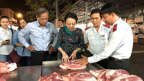 Tăng cường phòng chống hàng giả, hàng lậu và an toàn thực phẩm dịp Tết Nguyên đán